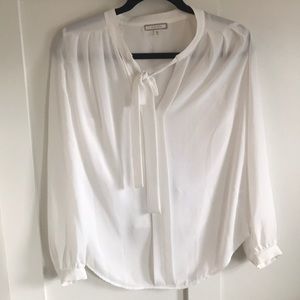 Women’s Neck Tie Silk Blouse